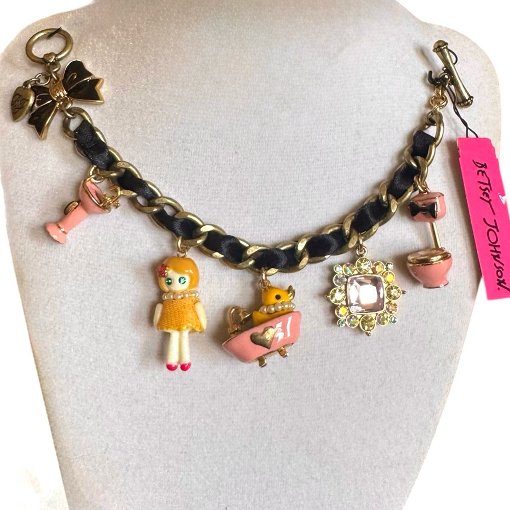 NWT super RARE vintage Betsey Johnson Dollhouse charm bracelet